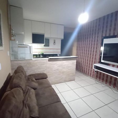 Apartamento Mobiliado 10 Minutos Da Praia Do Forte カボ・フリオ エクステリア 写真