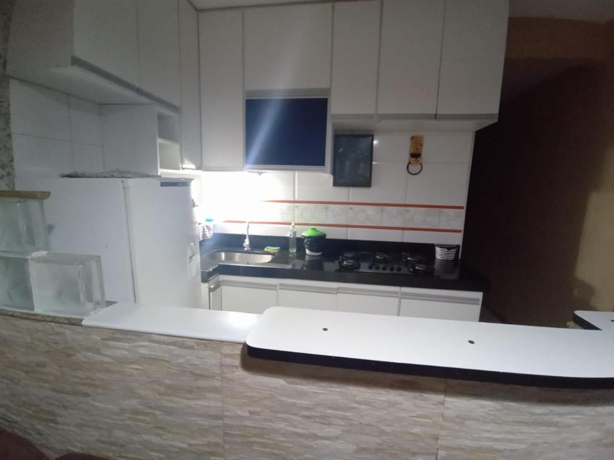 Apartamento Mobiliado 10 Minutos Da Praia Do Forte カボ・フリオ エクステリア 写真